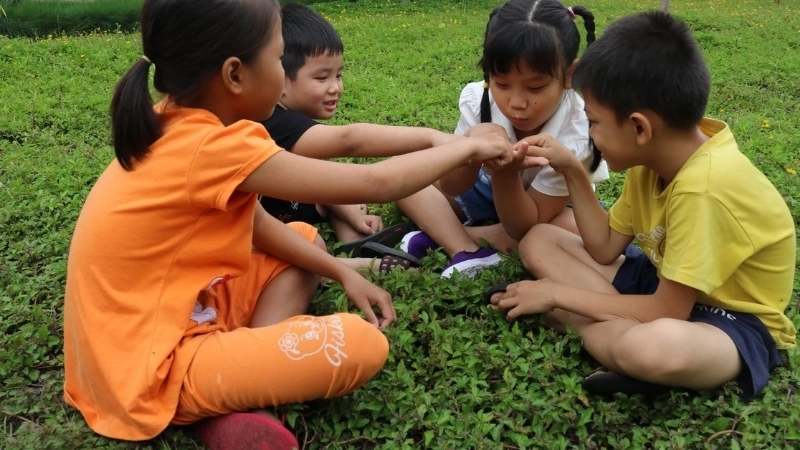 Tận hưởng giờ chơi vui nhộn với trò chi chi chành chành cùng bạn bè