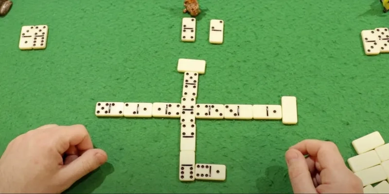 Hình ảnh bộ cờ Domino màu trắng