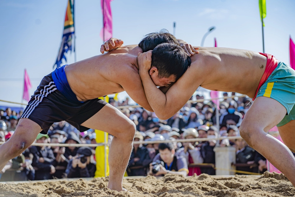 Kỹ thuật đấu vật cơ bản giúp làm chủ trận đấu