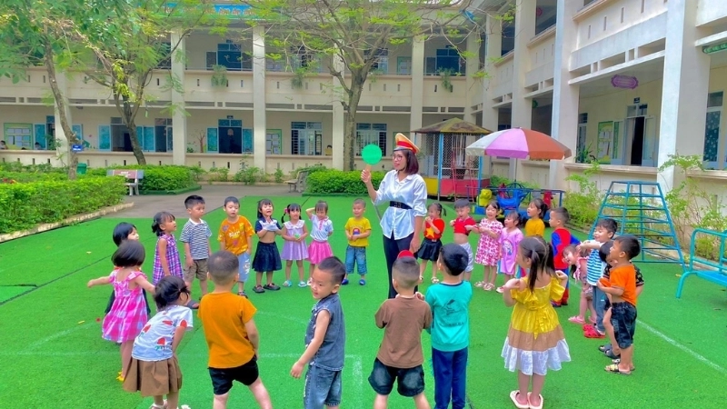 Giới thiệu chung và nguồn gốc của trò chơi đèn xanh đèn đỏ