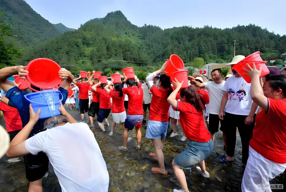 Người chơi dùng lòng bàn tay khum lại để thực hiện cách chơi đưa nước về nguồn bằng tay vô cùng khéo léo