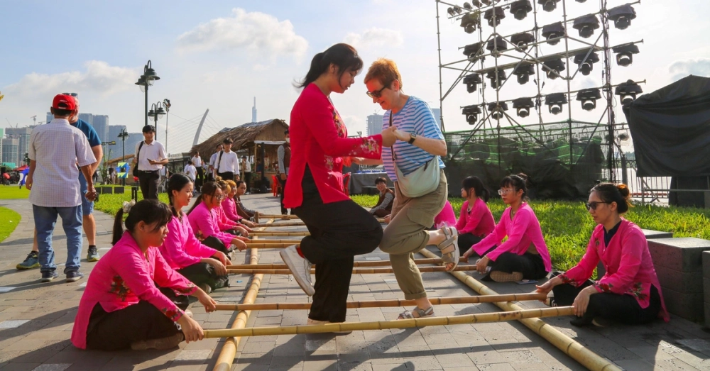 Nhảy sạp mang đậm sắc màu văn hóa dân tộc Việt