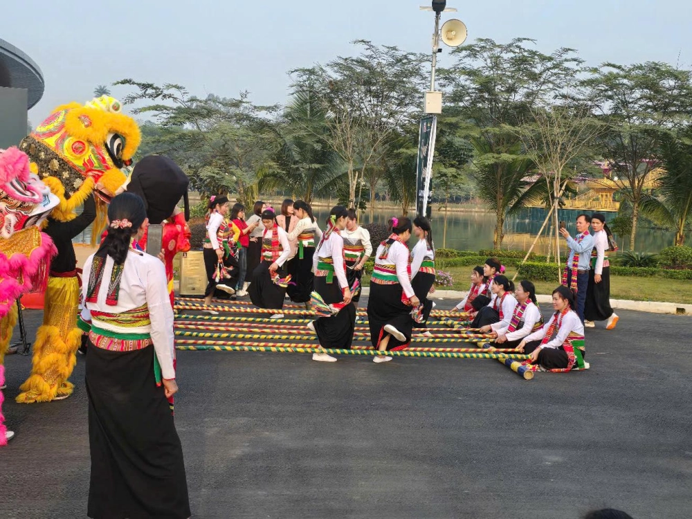 Tổ chức nhảy sạp cần không gian rộng rãi an toàn