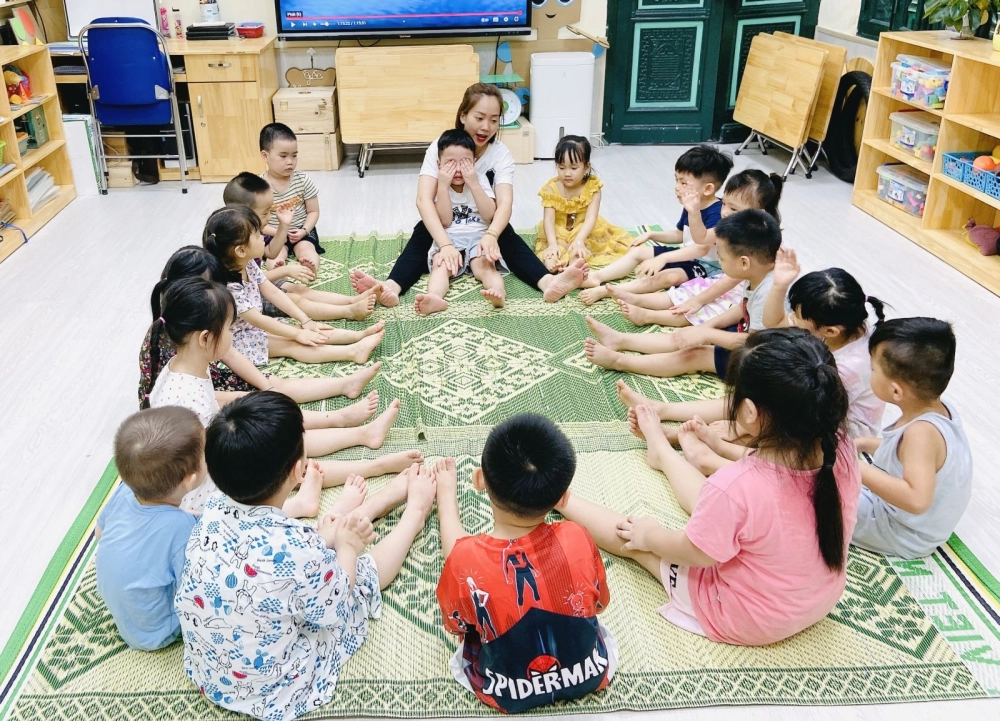 Ảnh thực tế trò chơi nu na nu nống chân thực