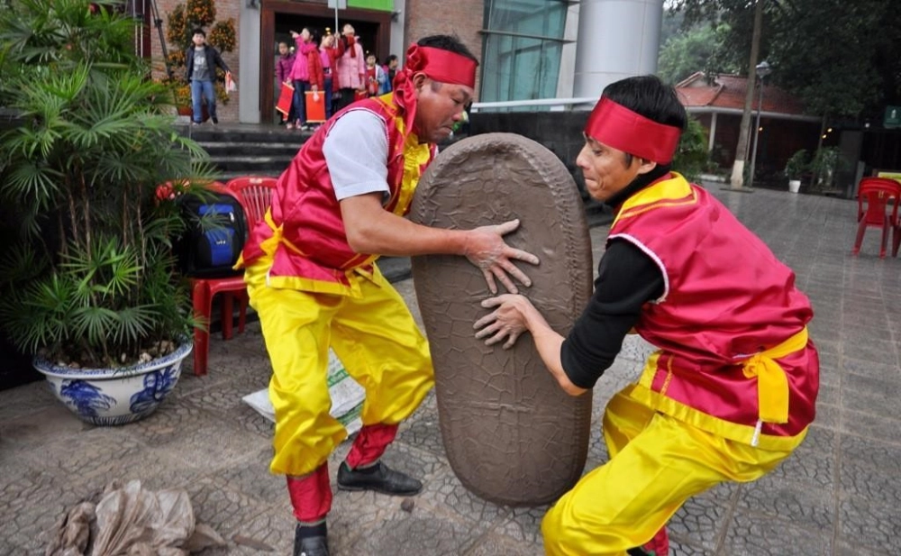 Ý nghĩa trò chơi pháo đất tôn vinh tinh thần cộng đồng