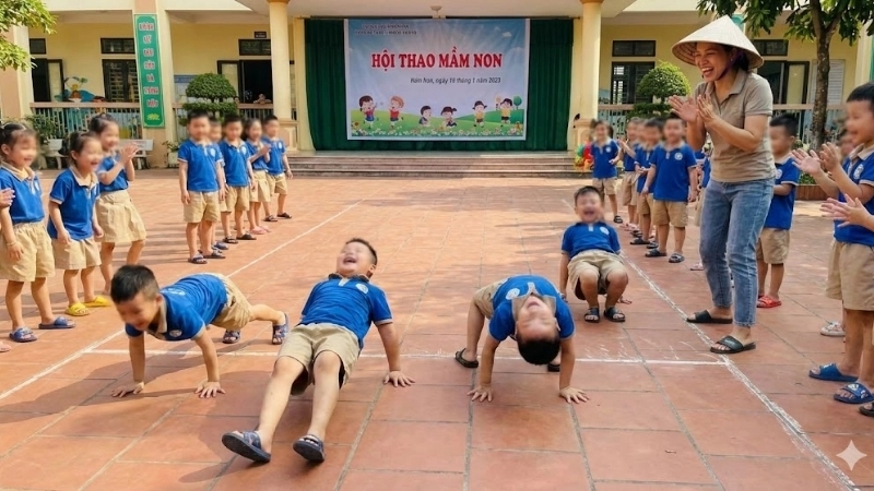 Trẻ phối hợp nhóm qua trò chơi sâu đo phát triển vận động