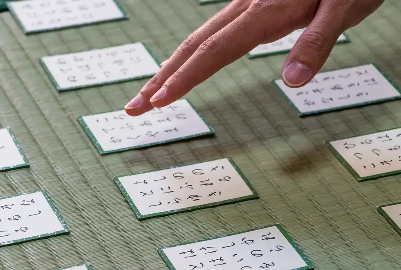  Ý nghĩa giáo dục của bài Karuta qua hình ảnh học tập