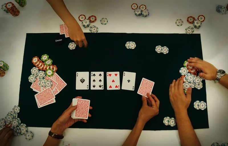 Xem các trận poker live chuyên nghiệp