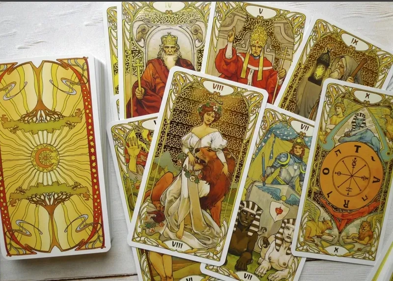 Xem Tarot miễn phí qua ứng dụng