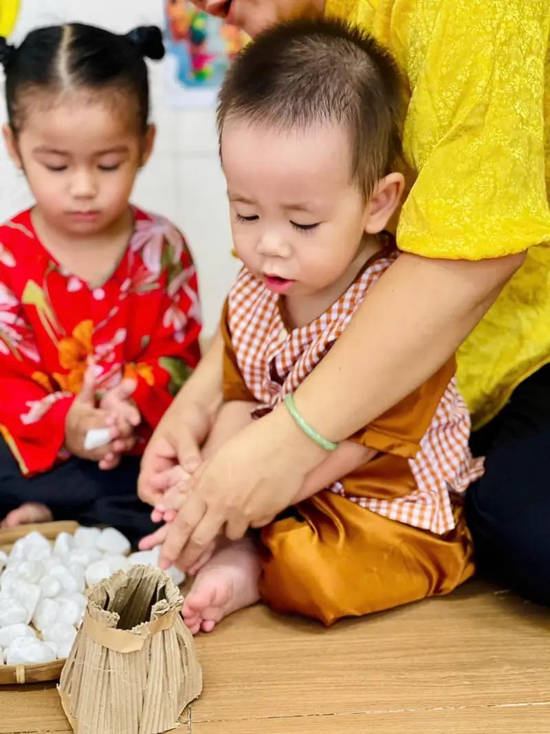 Trò chơi Cắp cua bỏ giỏ dễ tổ chức cho các lớp học