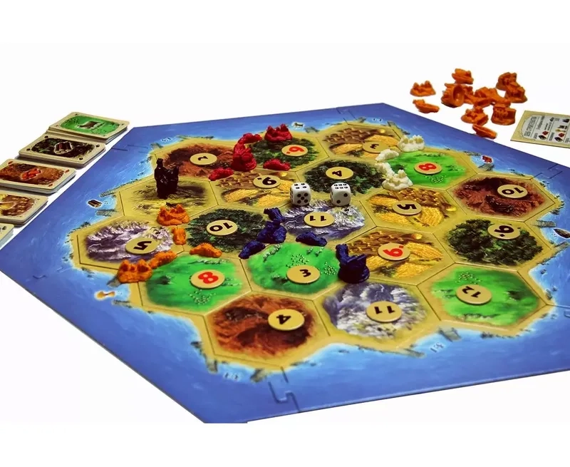 Trải nghiệm Catan Pirati thú vị