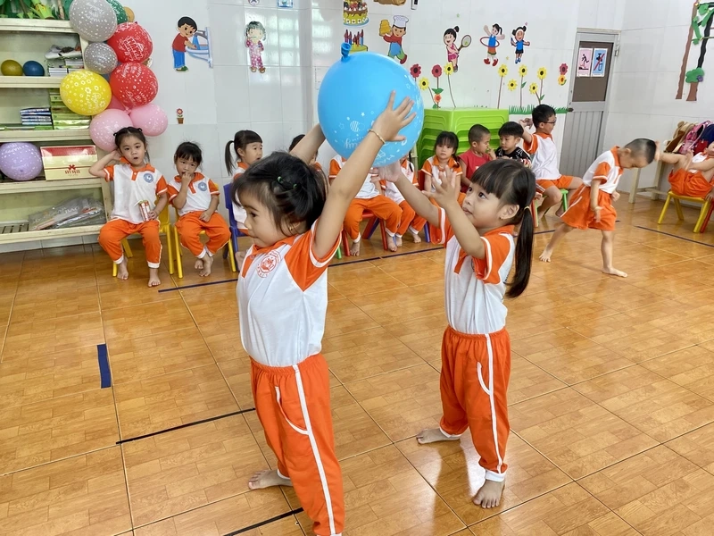 Khám phá luật chơi chuyền bóng qua đầu đơn giản dễ áp dụng