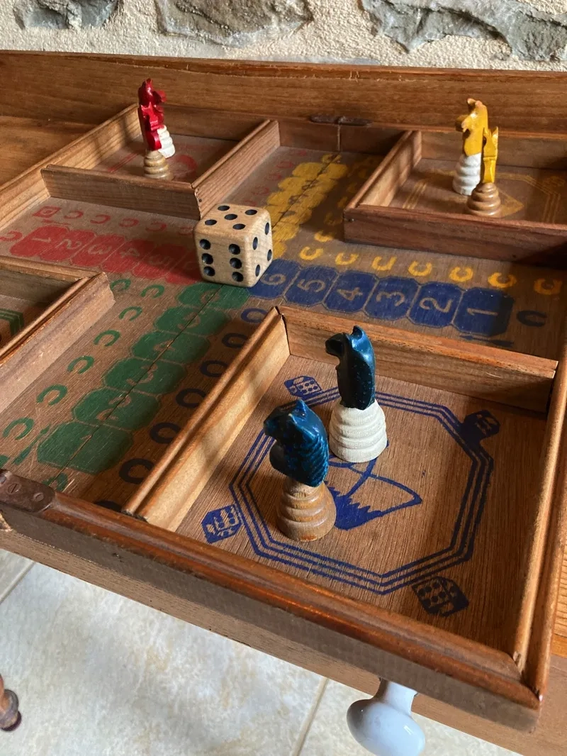 Sắm bộ đồ chơi cá ngựa giá rẻ nhất