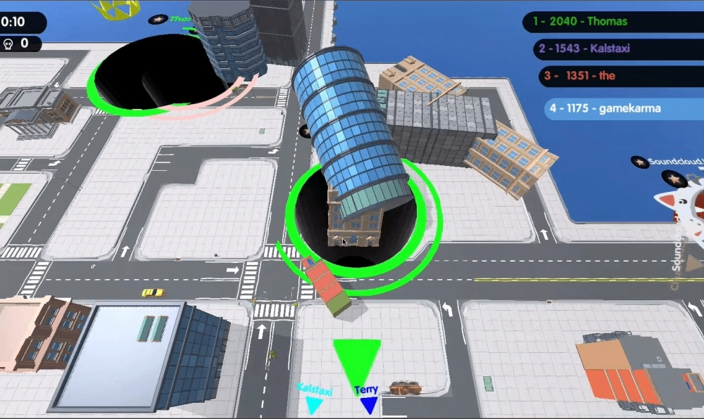 Game thủ Việt đang trải nghiệm Hole.io online multiplayer