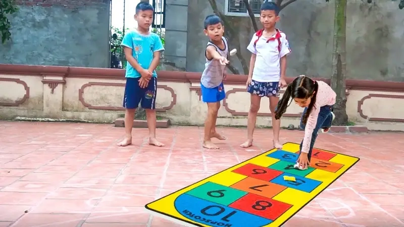 Trò chơi Nhảy Lò Cò Cải Tiến rèn luyện kỹ năng