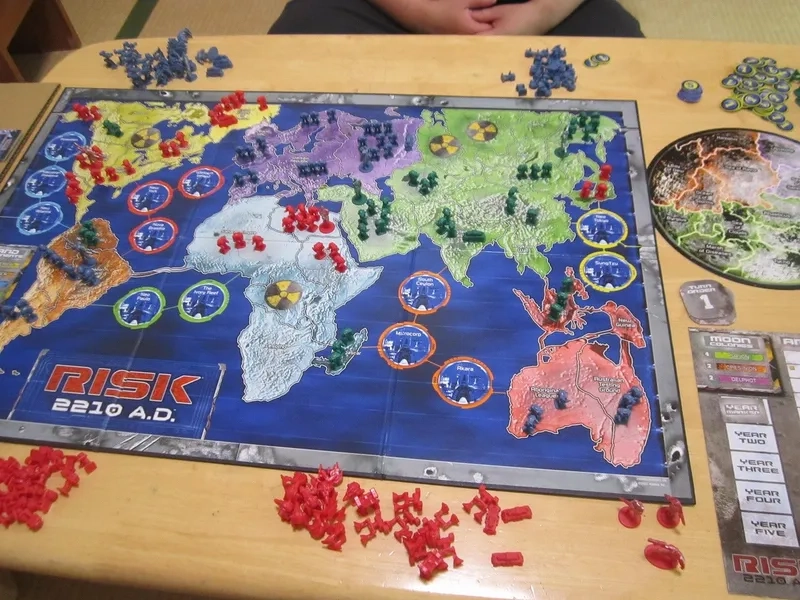 Chơi game chiến tranh Risk trí tuệ