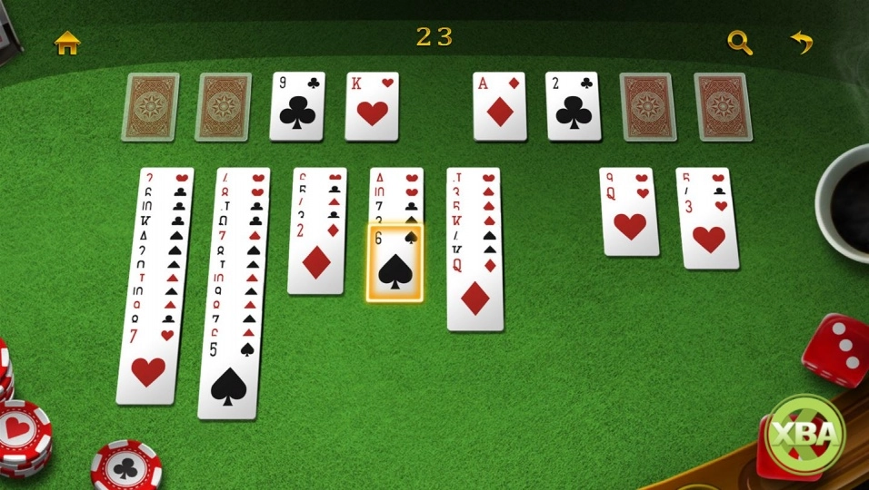 Bảng so sánh chiến thuật giữa Solitaire Spider nhện và Solitaire FreeCell hiện đại