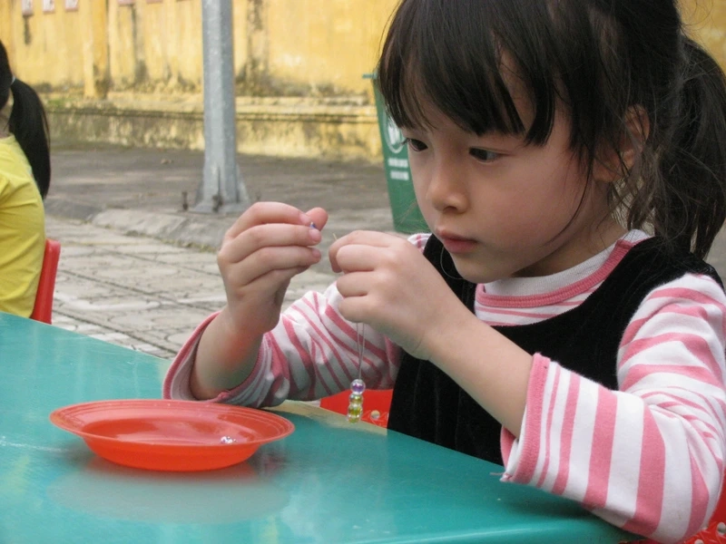 Giới thiệu chung và nguồn gốc trò chơi xâu hạt vòng