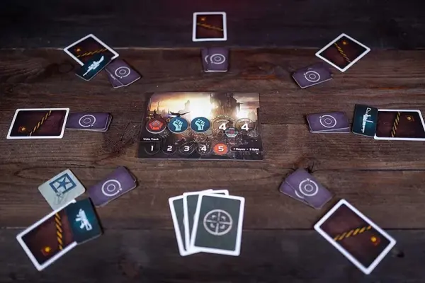 The Resistance - Cuộc đấu trí căng thẳng giữa phe chính nghĩa