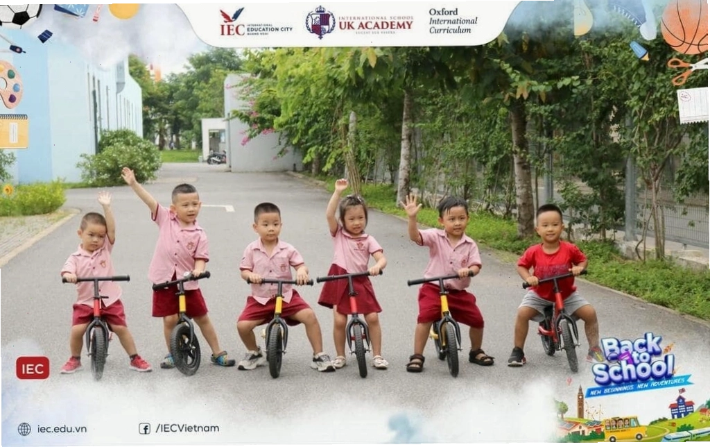 Đạp xe giúp trẻ rèn cơ chân, tăng sức bền và khả năng giữ thăng bằng
