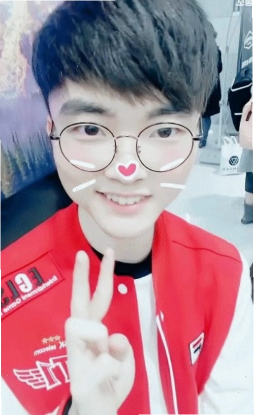 Faker meme khi đang tập trung