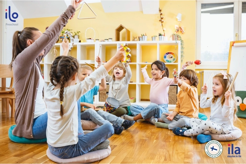 Ghế âm nhạc là trò chơi thú vị cho trẻ mầm non