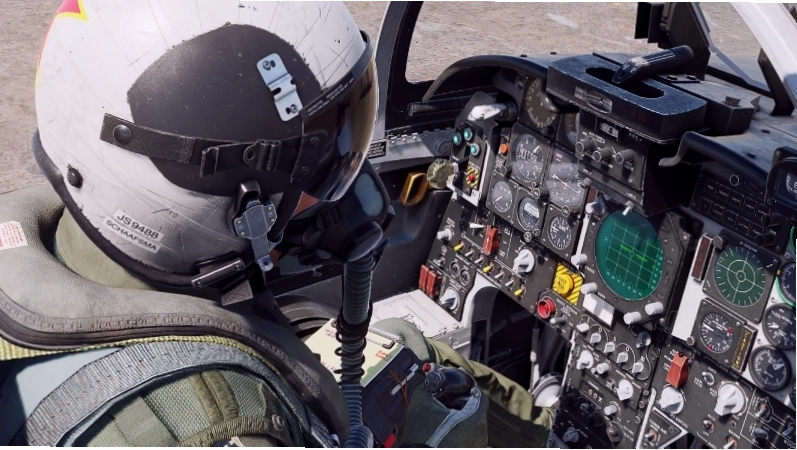 Giao diện buồng lái chi tiết của DCS World