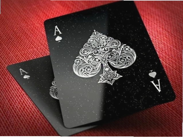 Lá Át Bích (Ace of Spades) được coi là lá bài đặc biệt