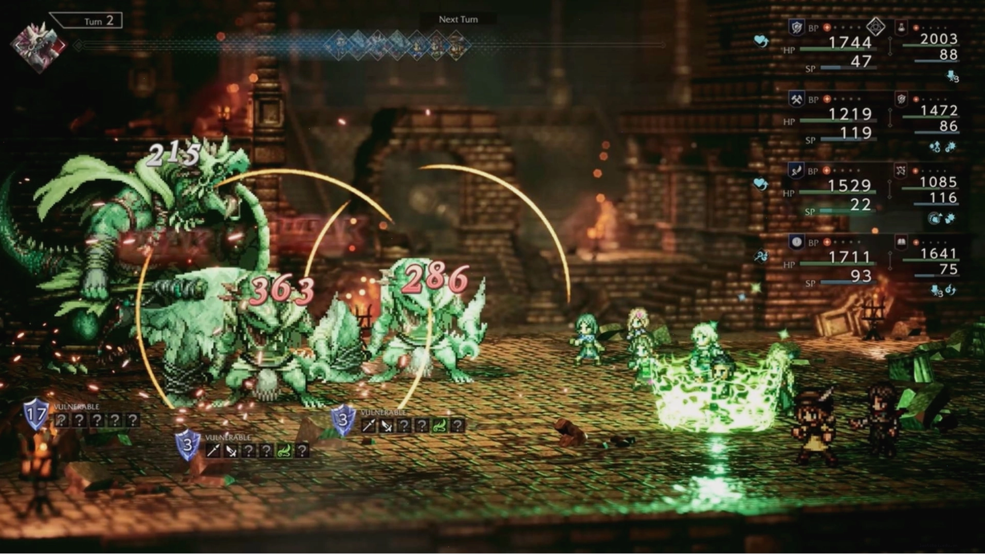 Trận chiến trong game Octopath Traveler thể hiện lối chơi RPG đặc trưng