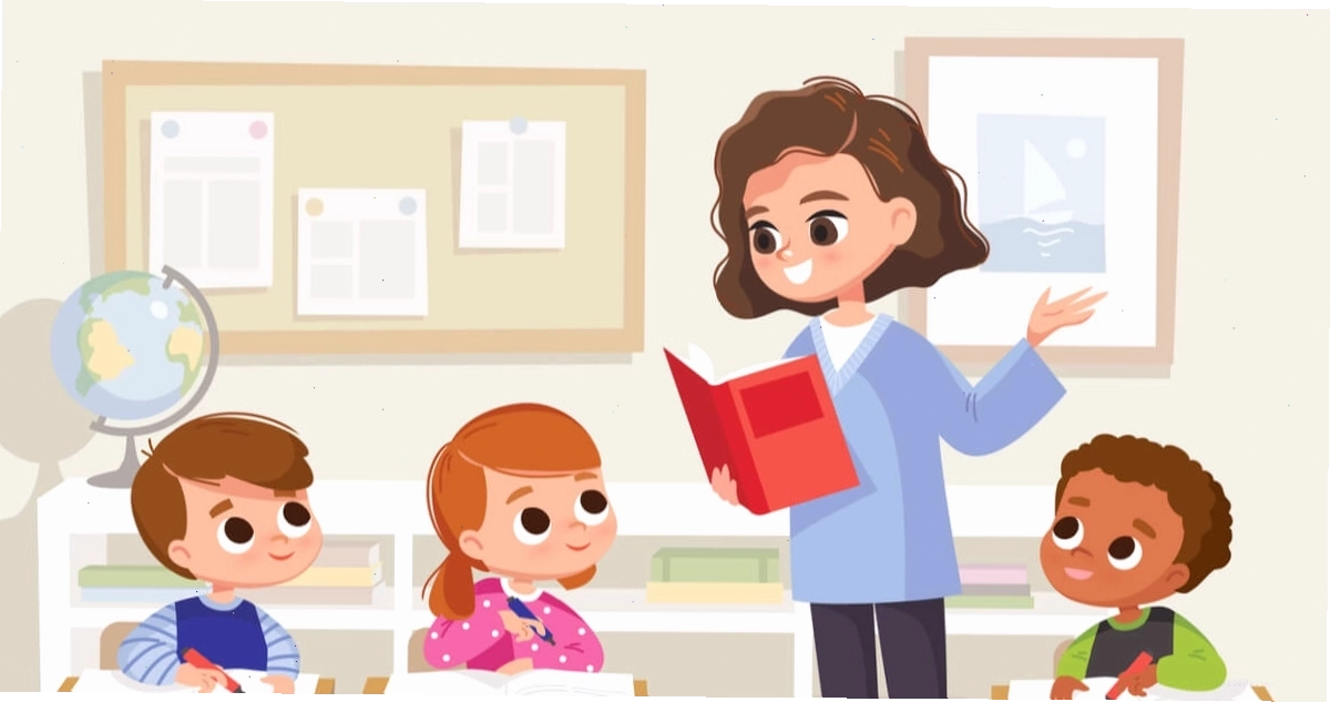 Trẻ em đang tham gia trò chơi học chữ cái tiếng Việt