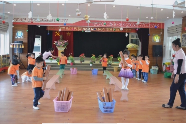 Trò chơi đóng vai con vật cho trẻ mầm non