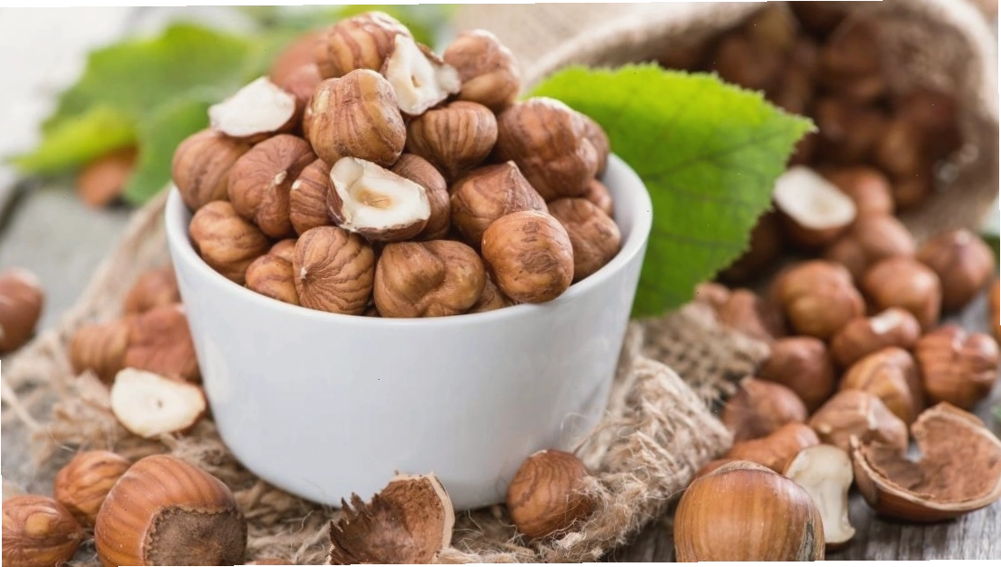 hình ảnh các loại hạt khô tốt cho sức khỏe được bày trí bắt mắt