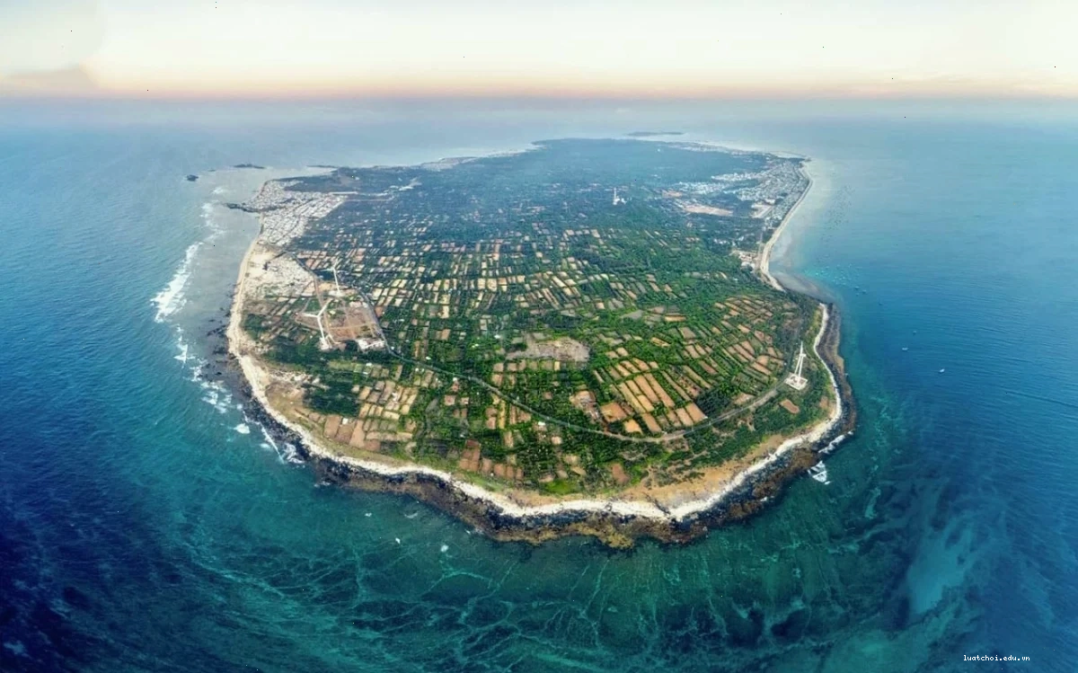 tour du lịch khám phá đảo Phú Quý tại Vịnh Triều Dương
