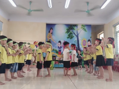 Khám phá trò chơi kẹp bóng bằng lưng: Hướng dẫn chi tiết và lợi ích